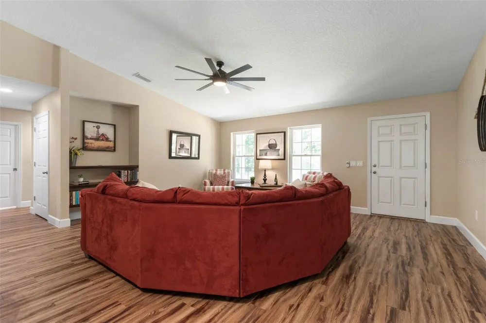 3296 OLD DIXIE HIGHWAY Bunnell, FL 32110