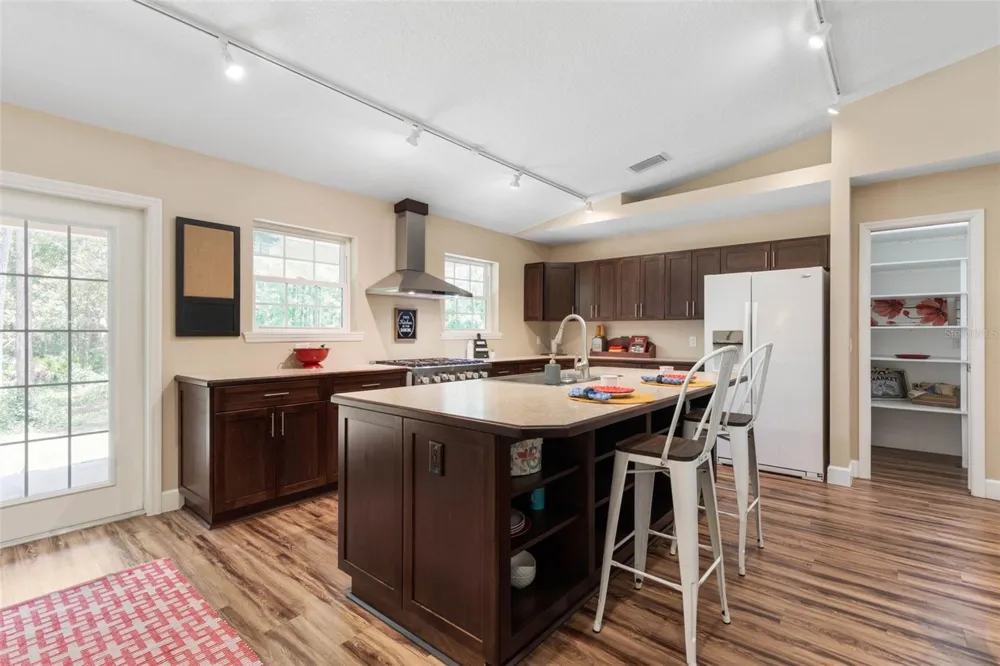 3296 OLD DIXIE HIGHWAY Bunnell, FL 32110
