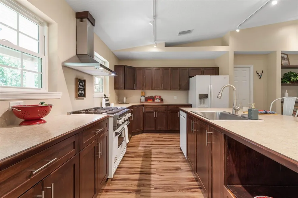 3296 OLD DIXIE HIGHWAY Bunnell, FL 32110