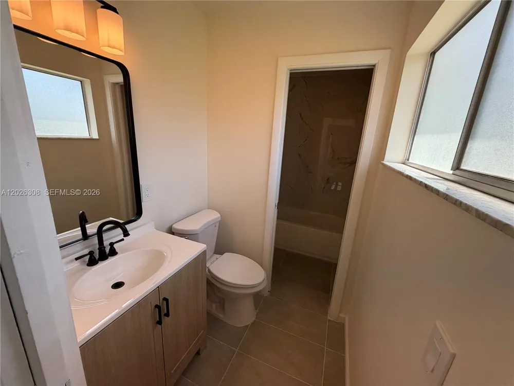653 NE Atlas Avenue Palm Bay, FL 32905
