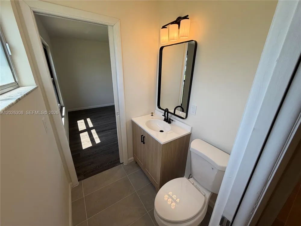 653 NE Atlas Avenue Palm Bay, FL 32905
