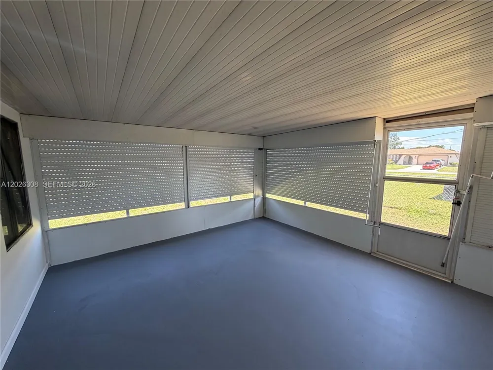 653 NE Atlas Avenue Palm Bay, FL 32905