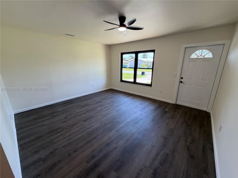 653 NE Atlas Avenue Palm Bay, FL 32905