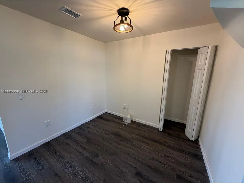 653 NE Atlas Avenue Palm Bay, FL 32905