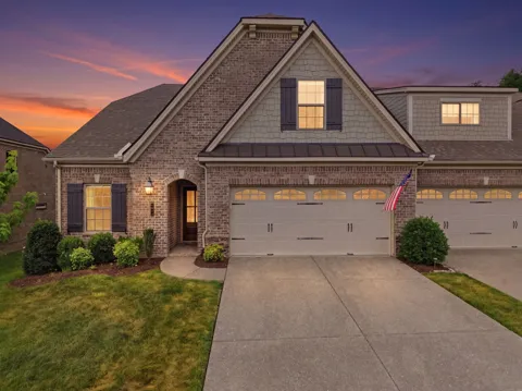 1043 Callaway Dr