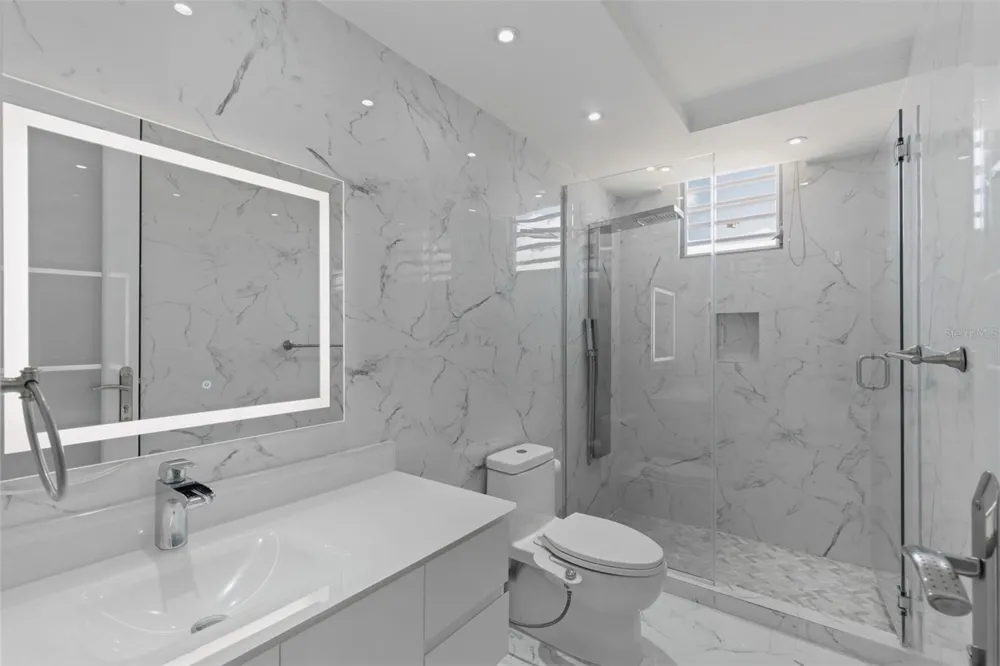 MONTECIELO LYRA ST. Guaynabo, PR 00971