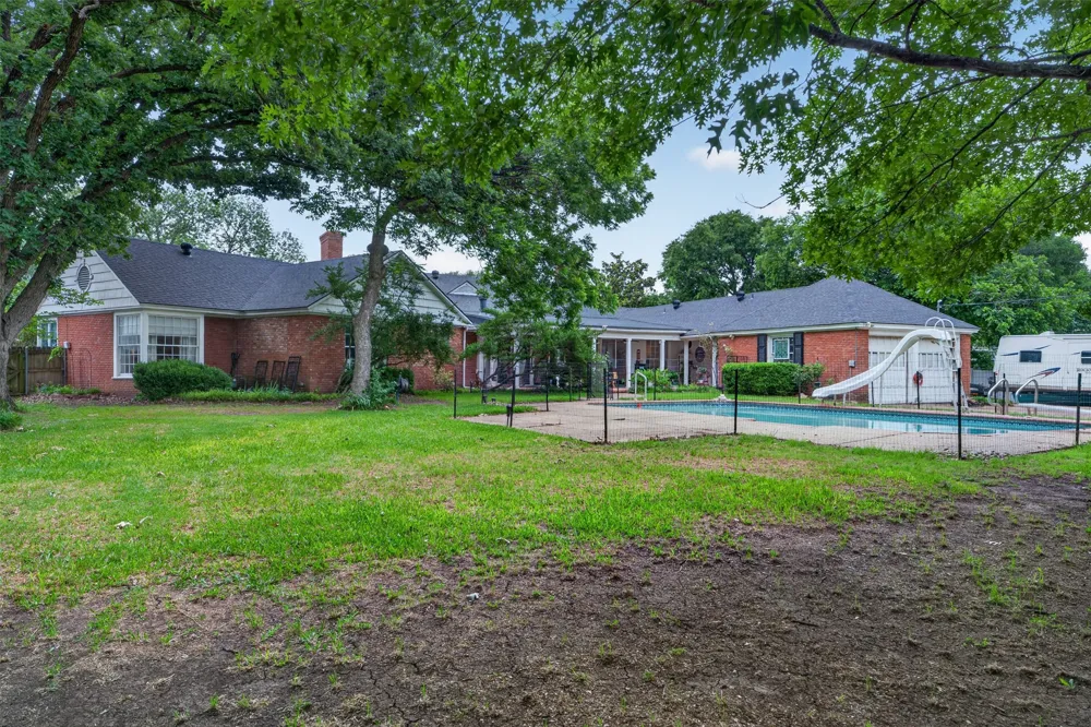437 Craig Street Hillsboro, TX 76645