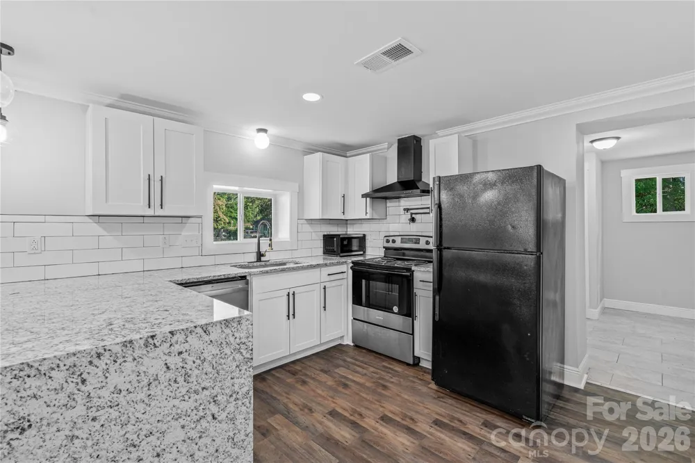 906 Gladstone Street Florence, SC 29501