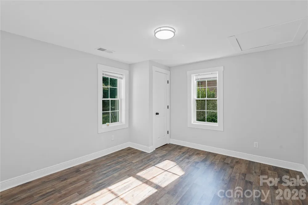 906 Gladstone Street Florence, SC 29501
