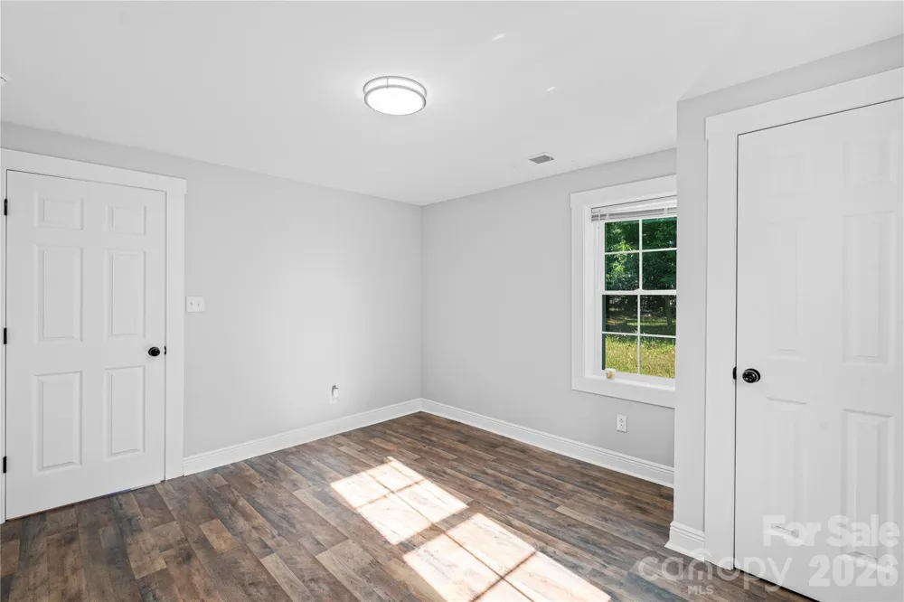 906 Gladstone Street Florence, SC 29501