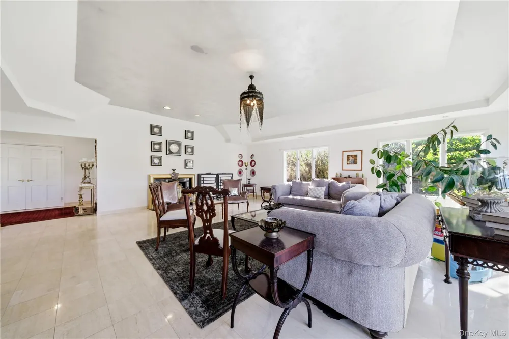 31 The Moor East Islip, NY 11730