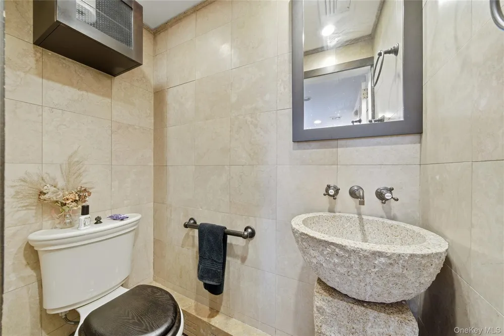 31 The Moor East Islip, NY 11730