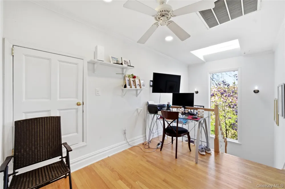 31 The Moor East Islip, NY 11730