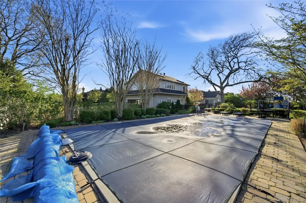 31 The Moor East Islip, NY 11730