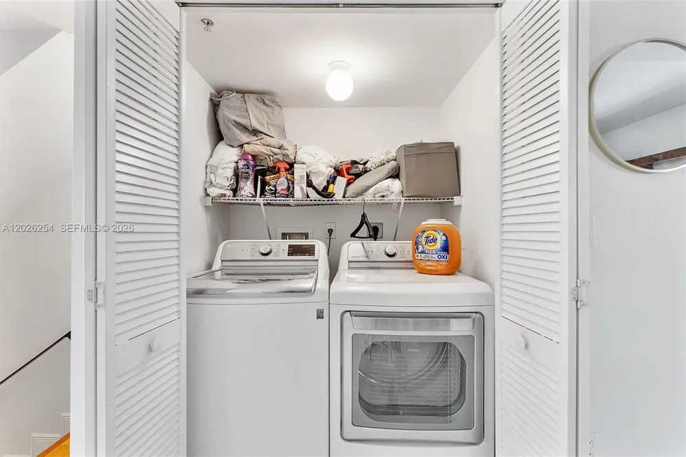 2704 NE 184th Ter Aventura, FL 33160