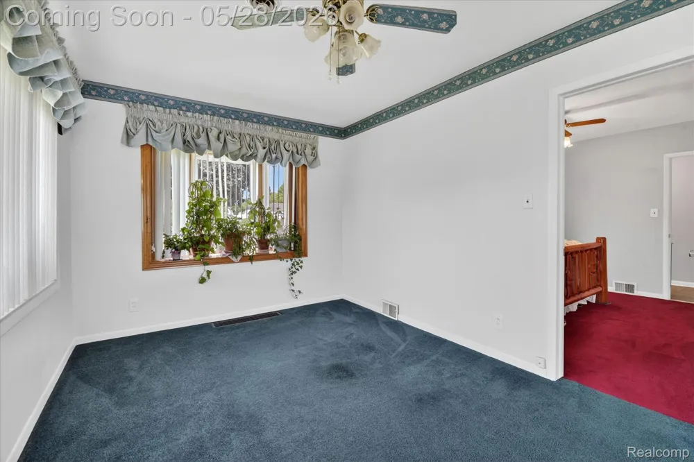 29886 Pointe Drive Gibraltar City, MI 48173