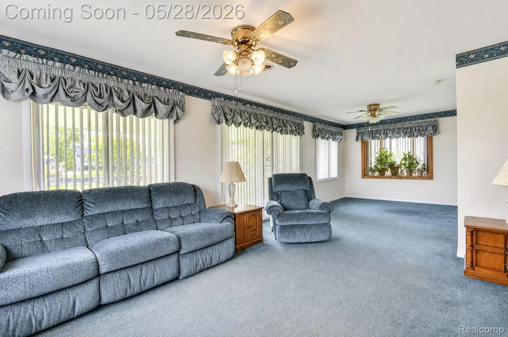 29886 Pointe Drive Gibraltar City, MI 48173
