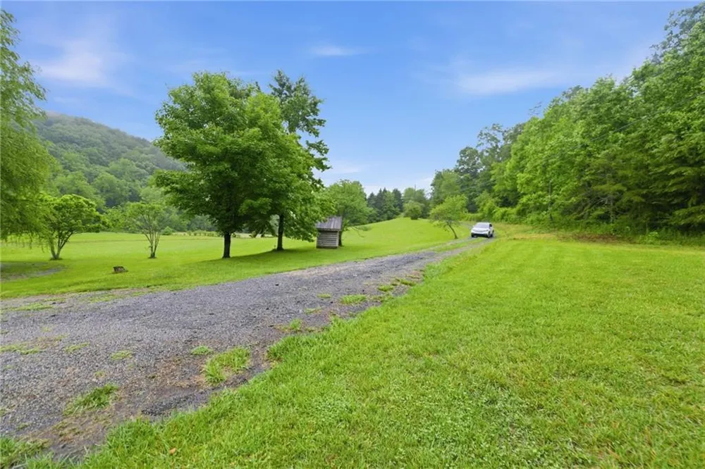 6924 Warwoman Road Clayton, GA 30525