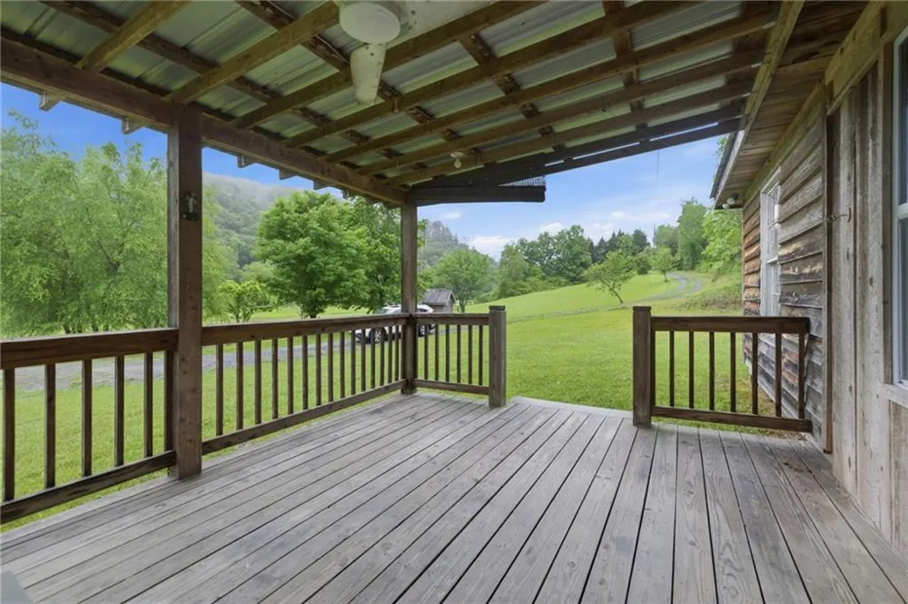 6924 Warwoman Road Clayton, GA 30525