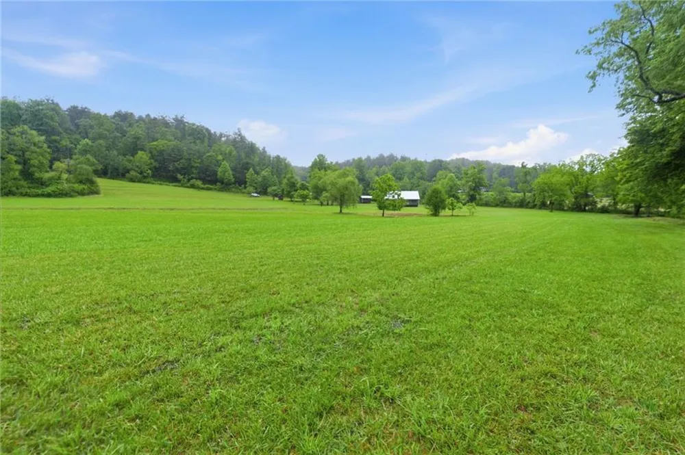 6924 Warwoman Road Clayton, GA 30525