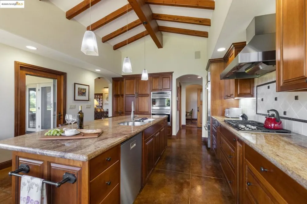 10270 Slate Rim Rd Sonora, CA 95370