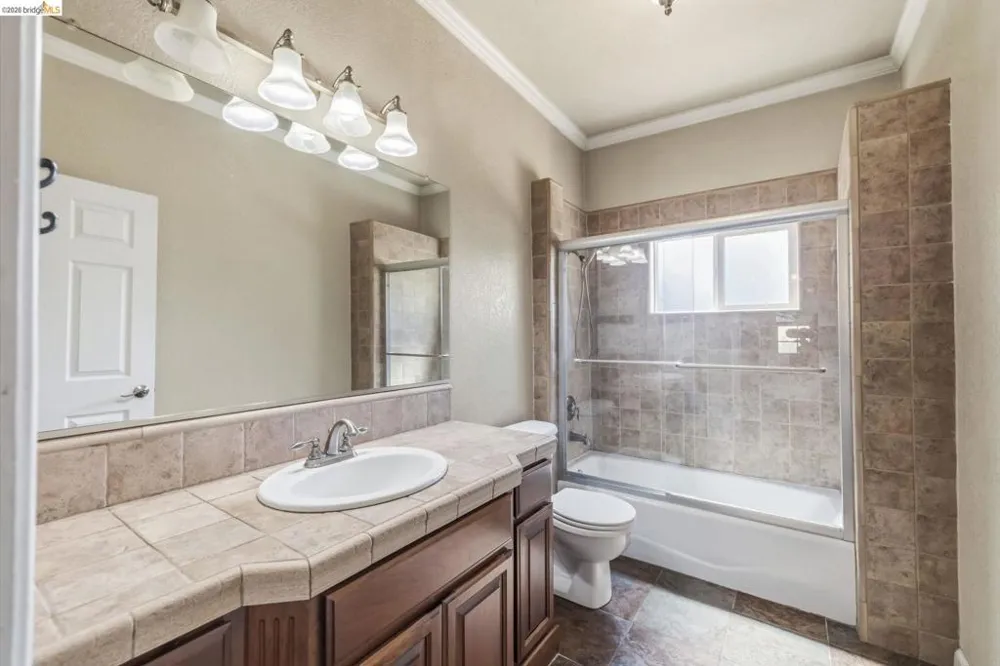9436 Fraguero Sonora, CA 95370