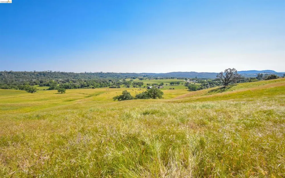 9436 Fraguero Sonora, CA 95370