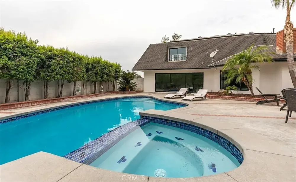 1406 W Janeen Anaheim, CA 92801