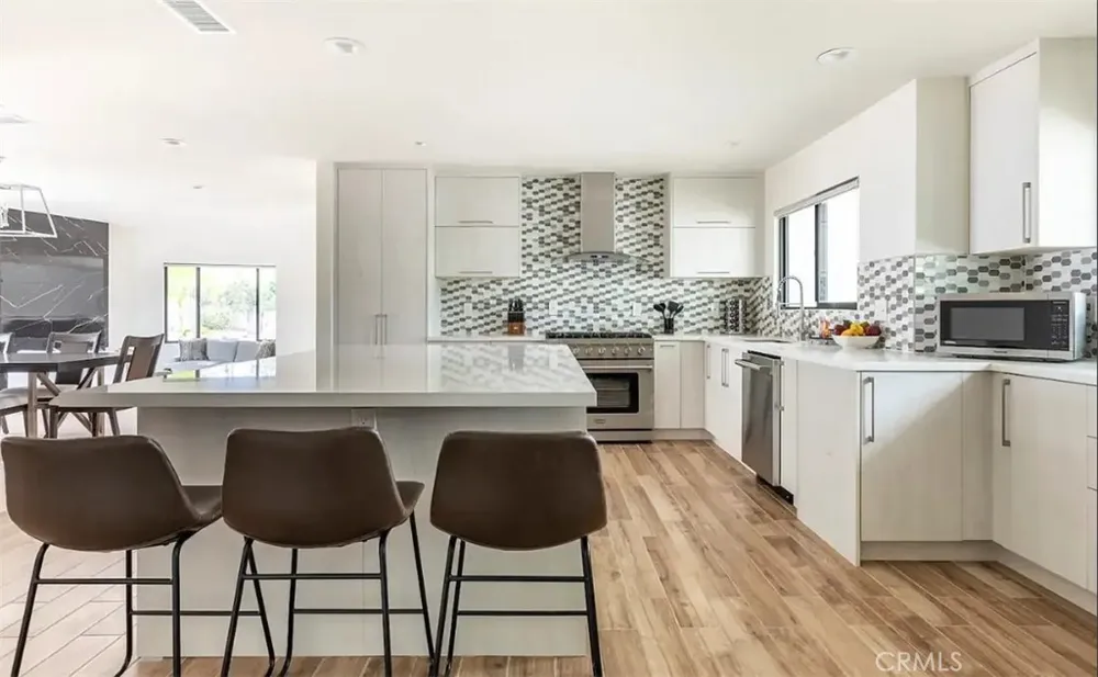 1406 W Janeen Anaheim, CA 92801
