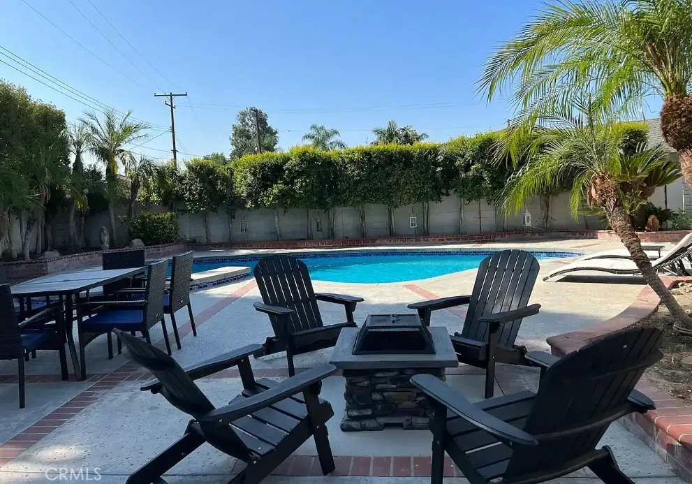 1406 W Janeen Anaheim, CA 92801