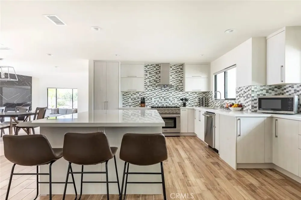 1406 W Janeen Anaheim, CA 92801