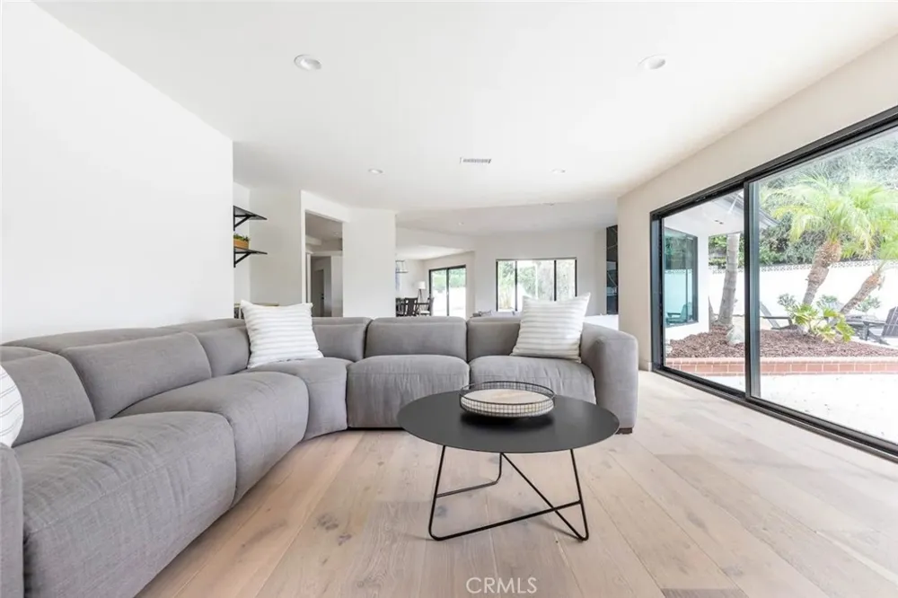 1406 W Janeen Anaheim, CA 92801