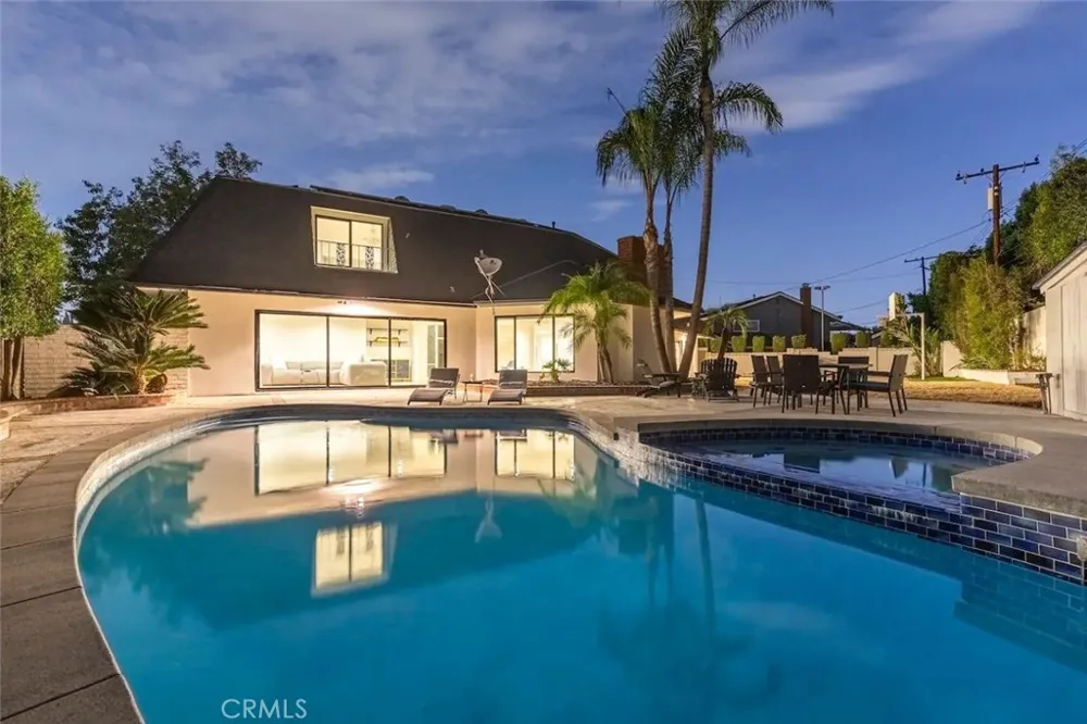 1406 W Janeen Anaheim, CA 92801