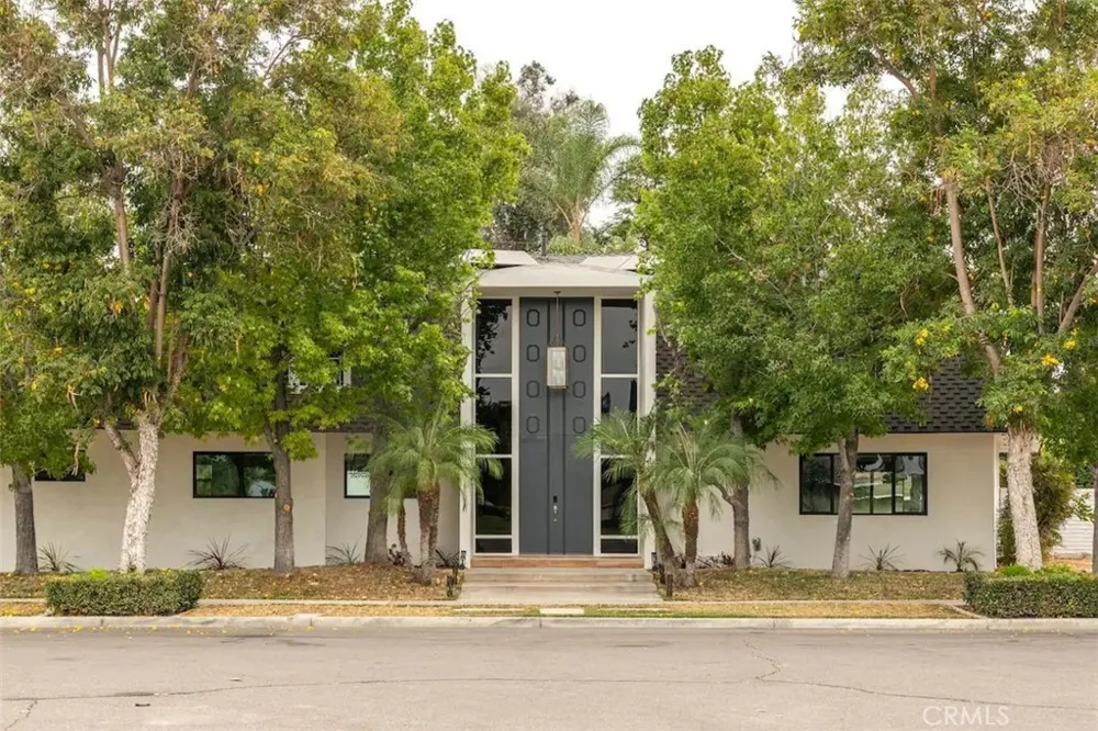 1406 W Janeen Anaheim, CA 92801