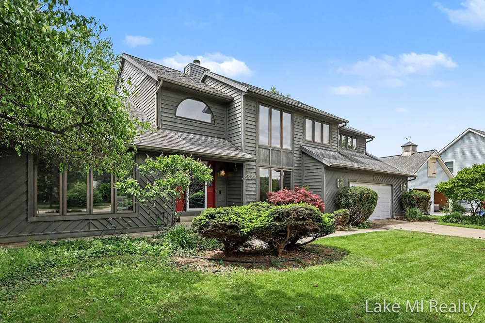 5537 Bentbrook Street SE Kentwood, MI 49508