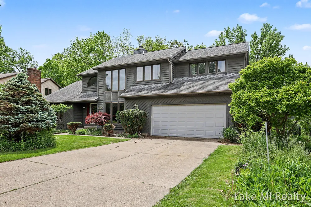 5537 Bentbrook Street SE Kentwood, MI 49508