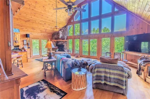 266 Enota Drive