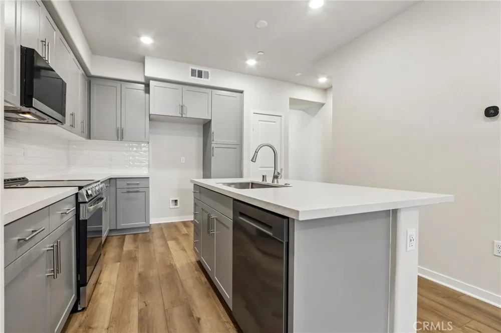 9536 Hannah Way Riverside, CA 92503