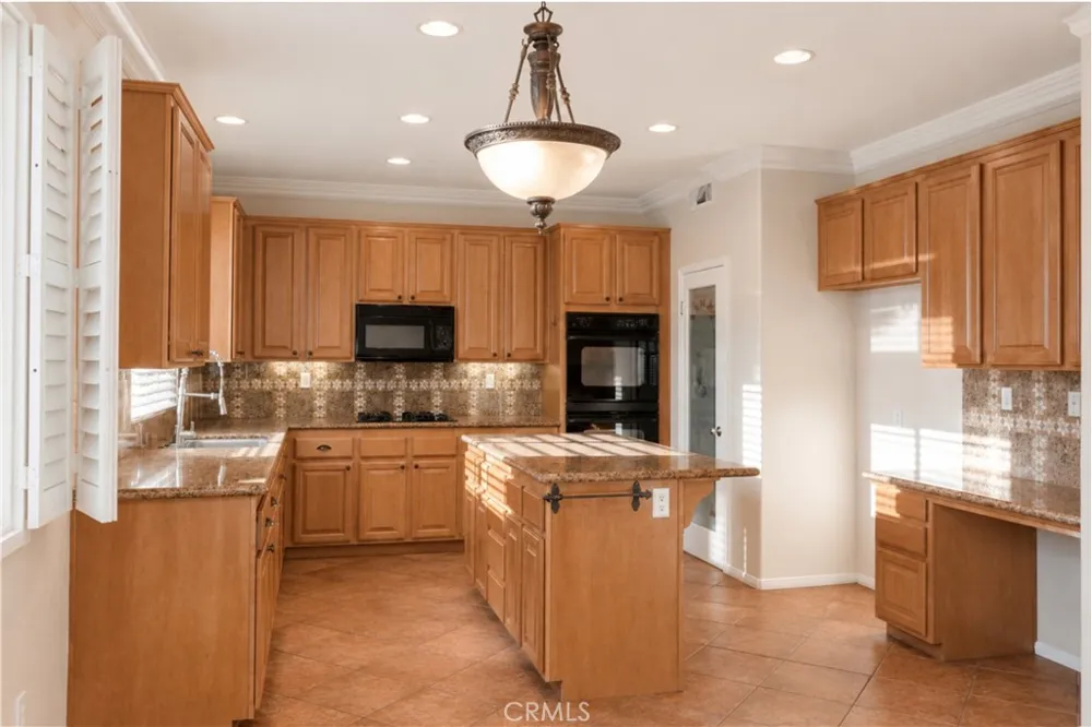 2260 Marsant Corona, CA 92882