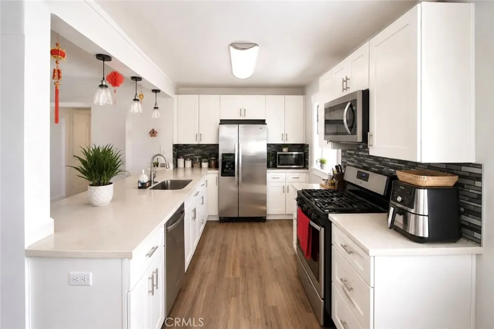 11771 Mac Murray Garden Grove, CA 92841
