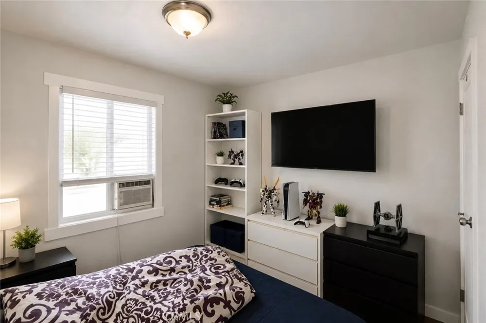 11771 Mac Murray Garden Grove, CA 92841