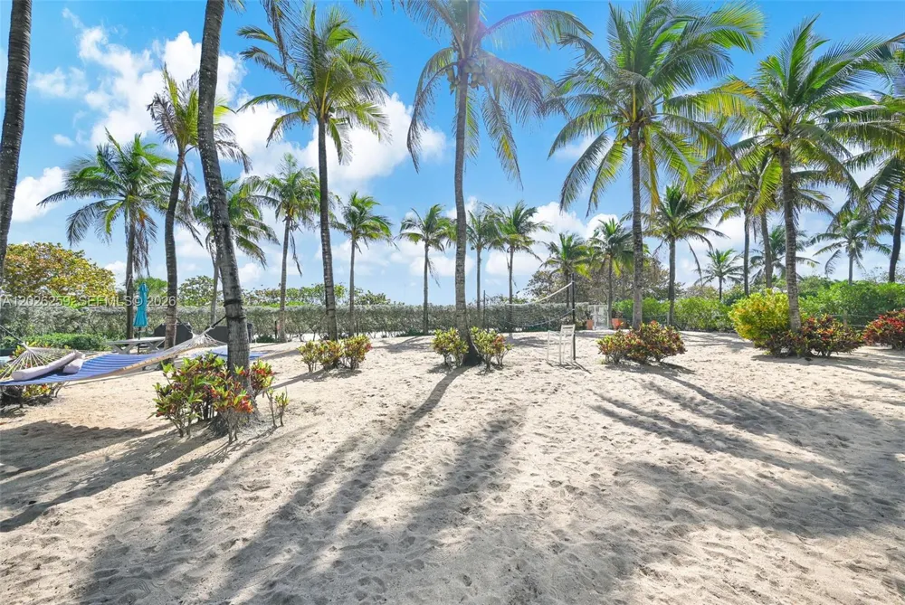 9201 Collins Ave #821 Surfside, FL 33154