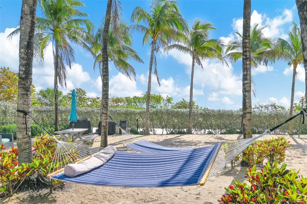 9201 Collins Ave #821 Surfside, FL 33154