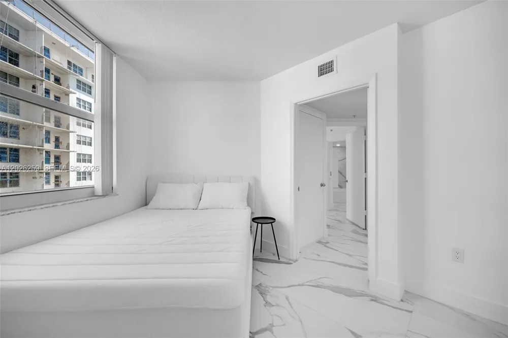 9201 Collins Ave #821 Surfside, FL 33154