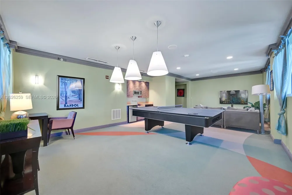 9201 Collins Ave #821 Surfside, FL 33154