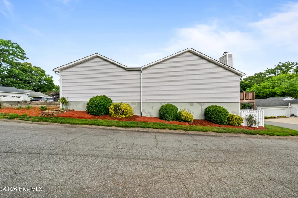 511 Westpark Circle Winston-Salem, NC 27103