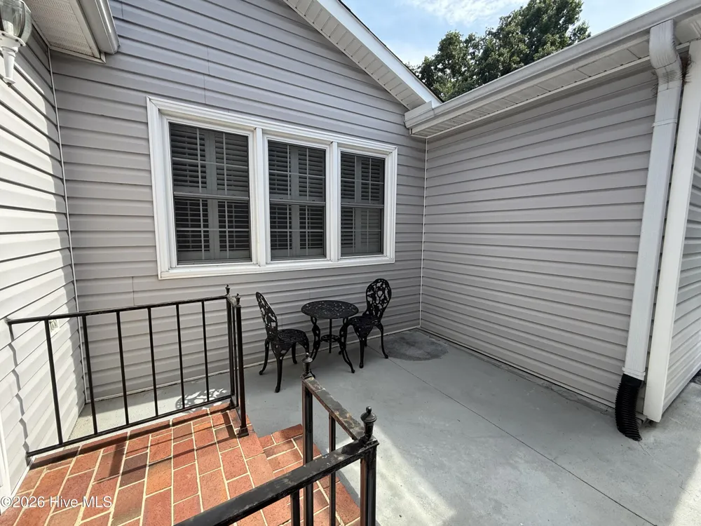 511 Westpark Circle Winston-Salem, NC 27103