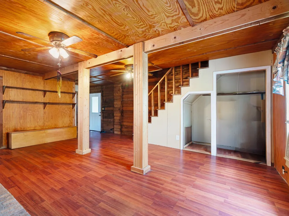 330 Young Street Blossom, TX 75416