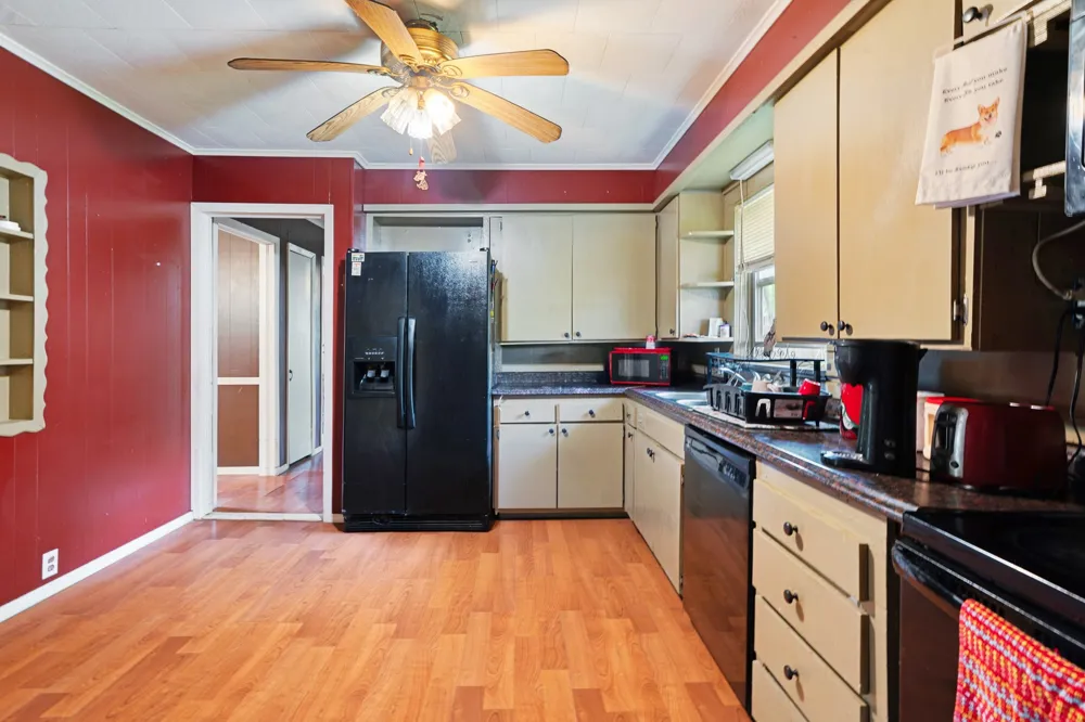 330 Young Street Blossom, TX 75416