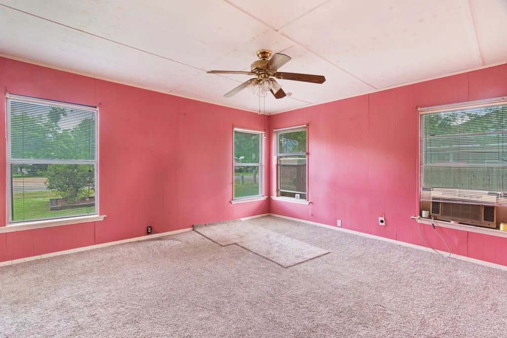 330 Young Street Blossom, TX 75416